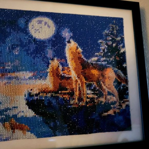 Wolves Howling at Moon Diamond Painting - Picture 4 of 4